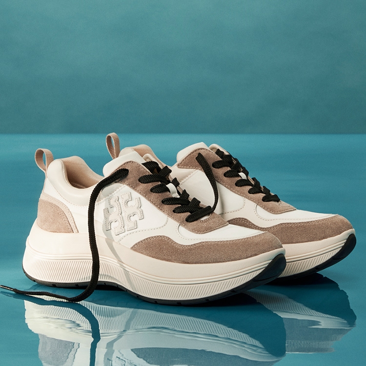 Adventure Sneaker